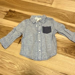 Button up long sleeve shirt